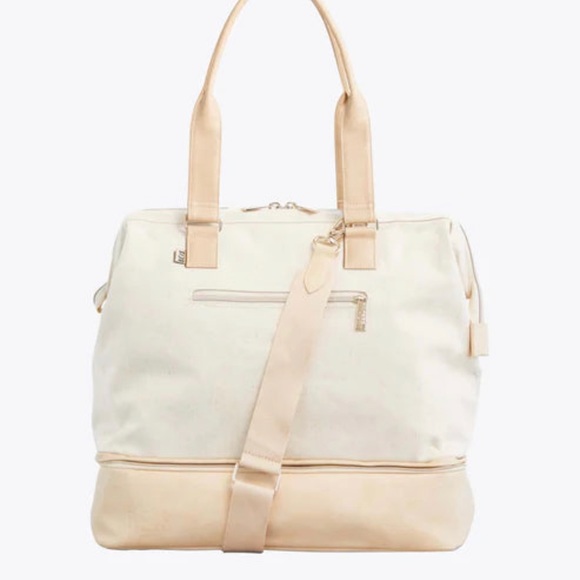 BEIS Handbags - BEIS Cream and Tan Travel Bag